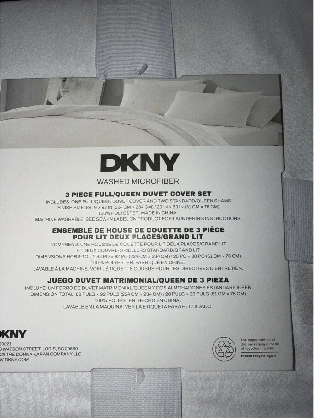 DKNY Queen Ivory 3 Piece Duvet Cover Set. New